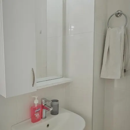 Four Seasons Life 1,