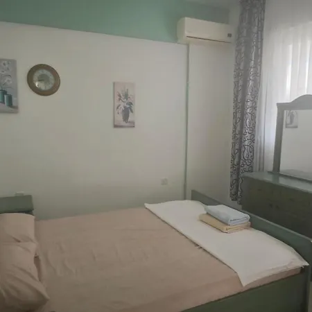 Caesar Seaside Three-room D4 13