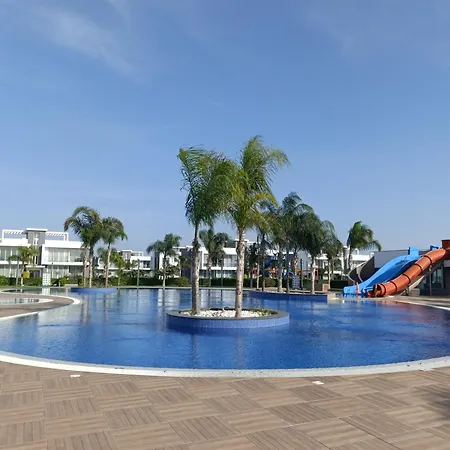 Four Seasons Life 1, Daire *